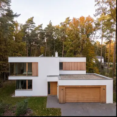 Frontansicht der modernen Villa
